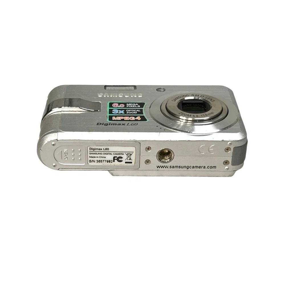 Samsung Digimax L60 6MP Digital Camera 3x Zoom Battery‎ Included Parts Only